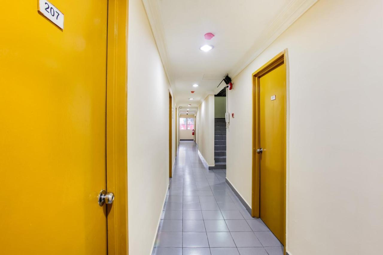 Oyo 43927 Sassana Hotel Kuala Lumpur Eksteriør bilde
