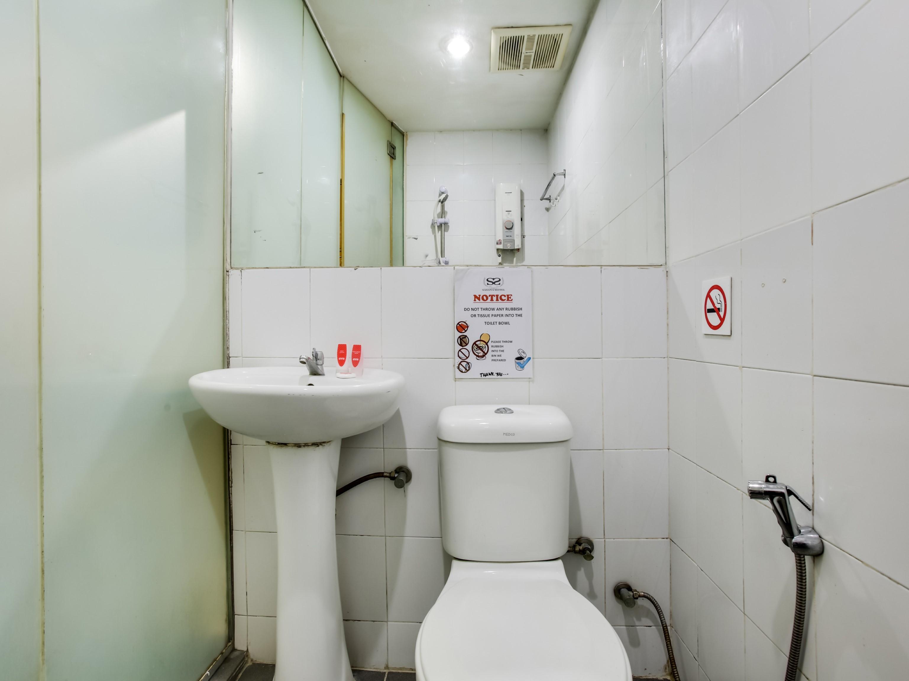 Oyo 43927 Sassana Hotel Kuala Lumpur Eksteriør bilde
